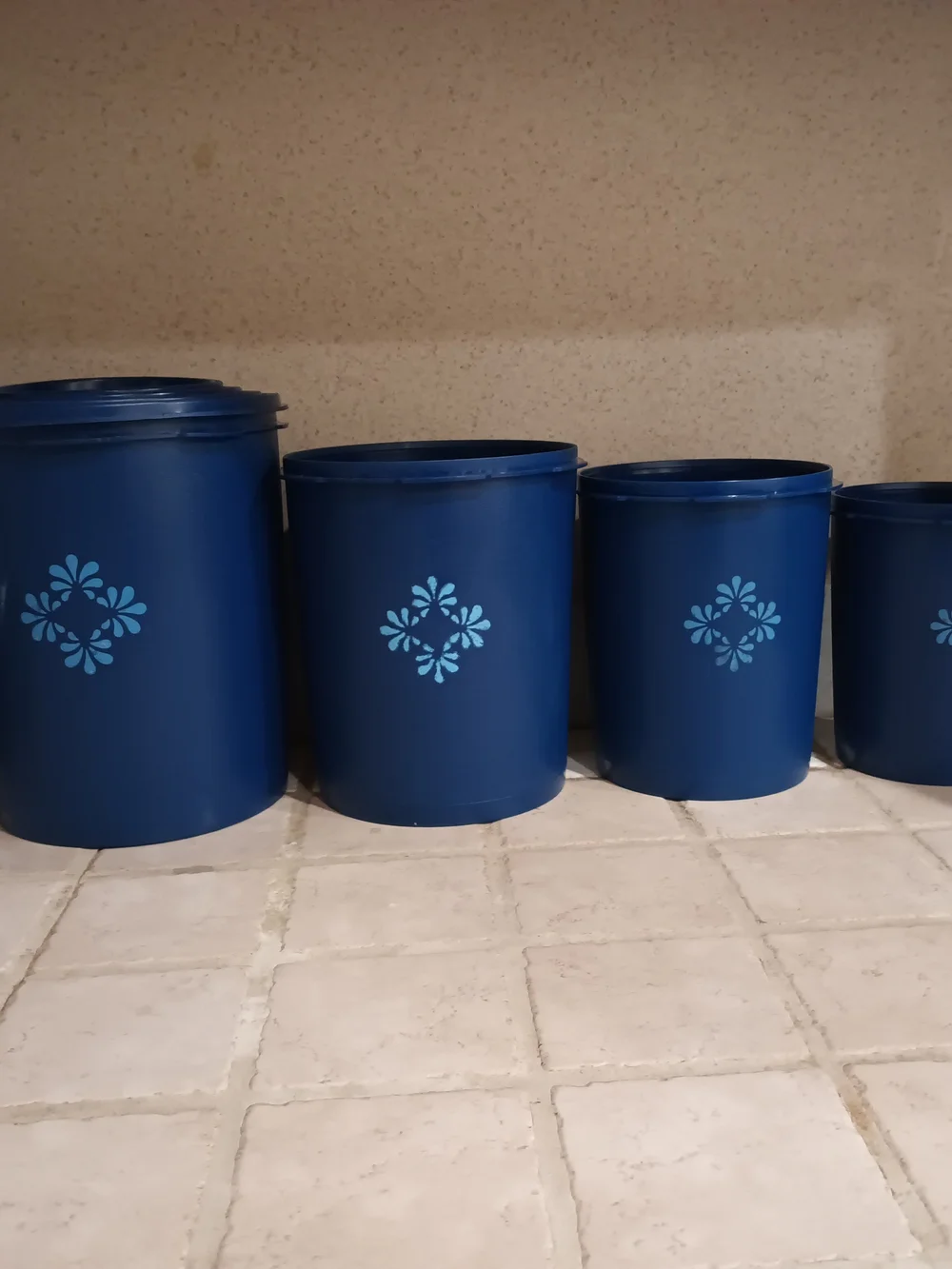 Vintage Tupperware Blue PlasticRetro Floral Canisters 4 Piece Set w/Lids.